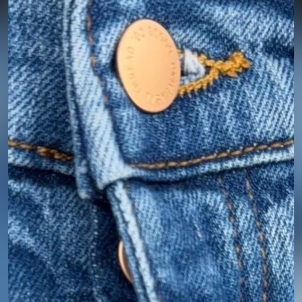 Universal Thread Classic Blue Denim Raw hem Jeans Size 17R NWT - Picture 4 of 10